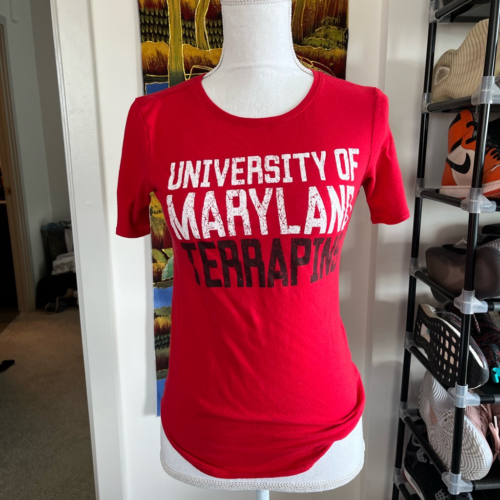 Euc Under Armour Women’s University Of Maryland T-Shirt